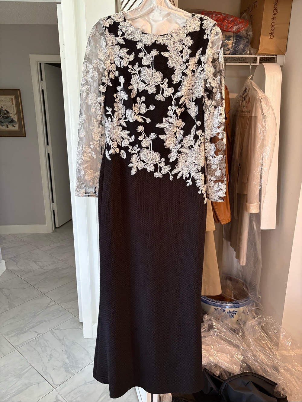 Tadashi Shoji evening gown- size 6- worn one time!